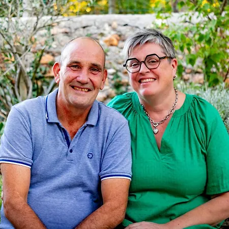 Couette-café Mas Bouzige Allegre Les Fumades