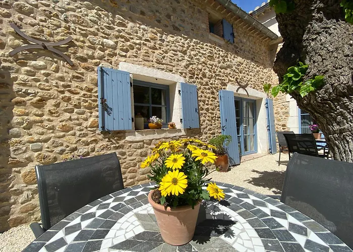 Mas Bouzige Bed & Breakfast 3*
