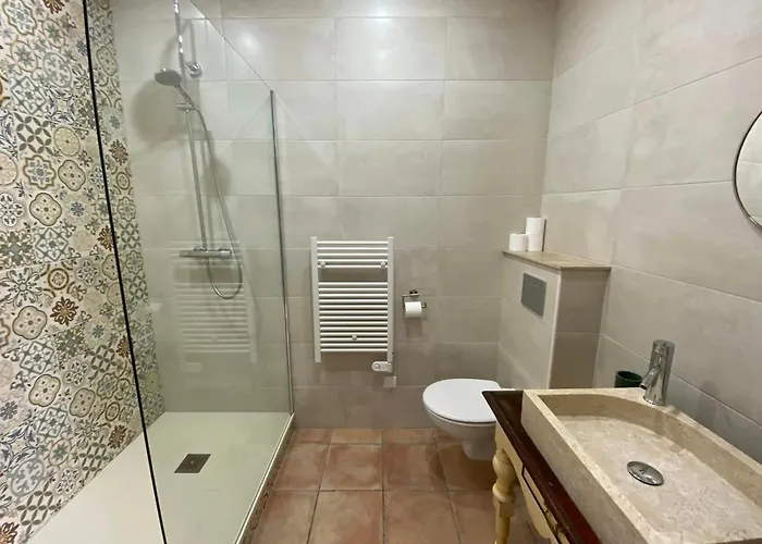Mas Bouzige Bed & Breakfast 3*